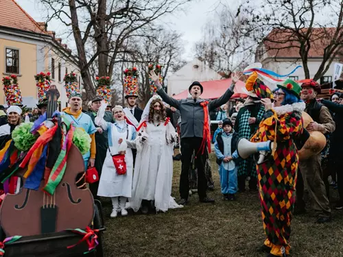 Kouzlo zimní Prahy: únor plný veselí, tance a zábavy