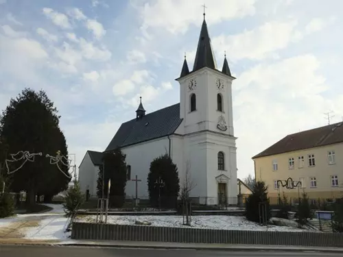 Kostel svatého Jakuba Staršího v Kněžicích