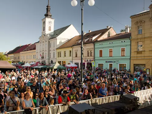 V Rokycanech se chystá jubilejní 30. setkání pod rokycanskou věží 