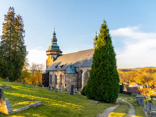 Pevnostní kostel sv. Jiří v Horním Slavkově