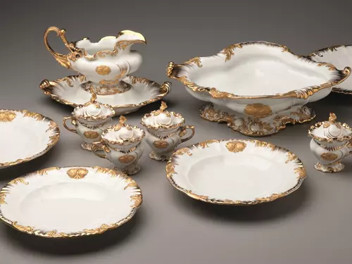 Český porcelán tří století 1792 – 2024