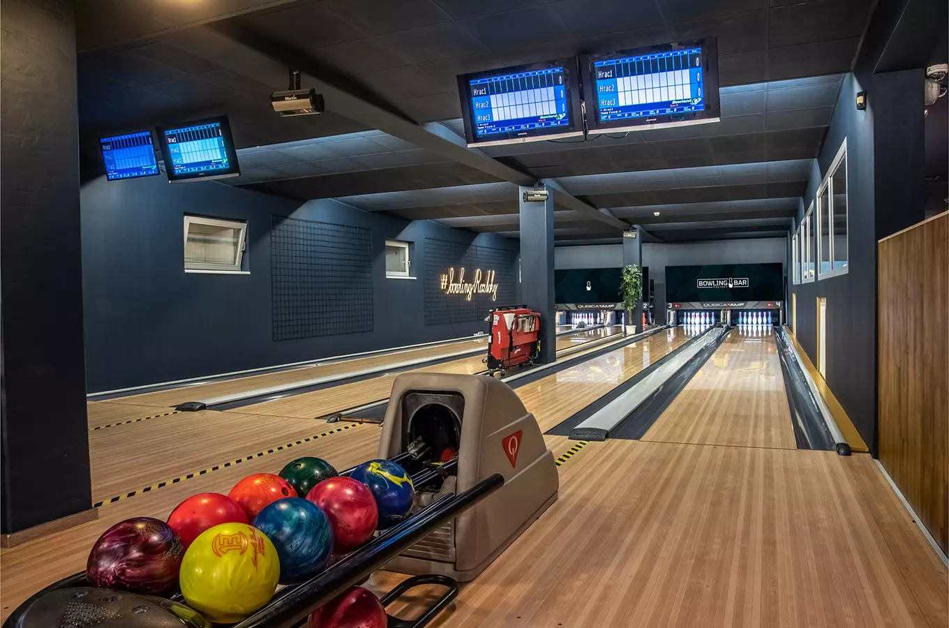 Bowling Bar Roztoky