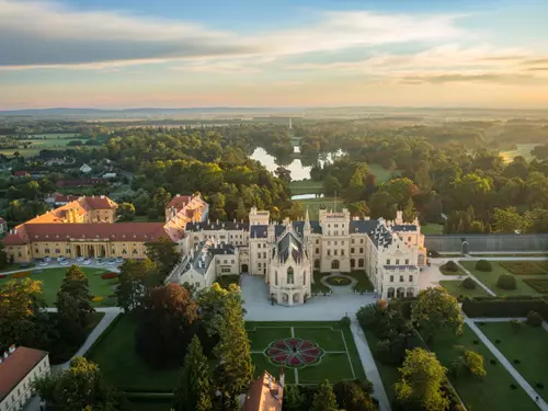 50 tipů, kam na výlety na hrady a zámky po celý rok