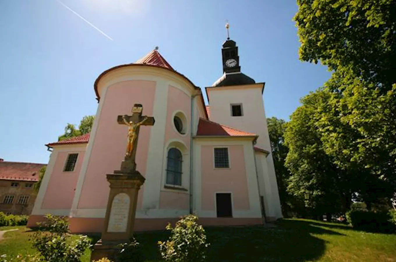 Barokní kostel sv. Máří Magdaleny v Kuřimi