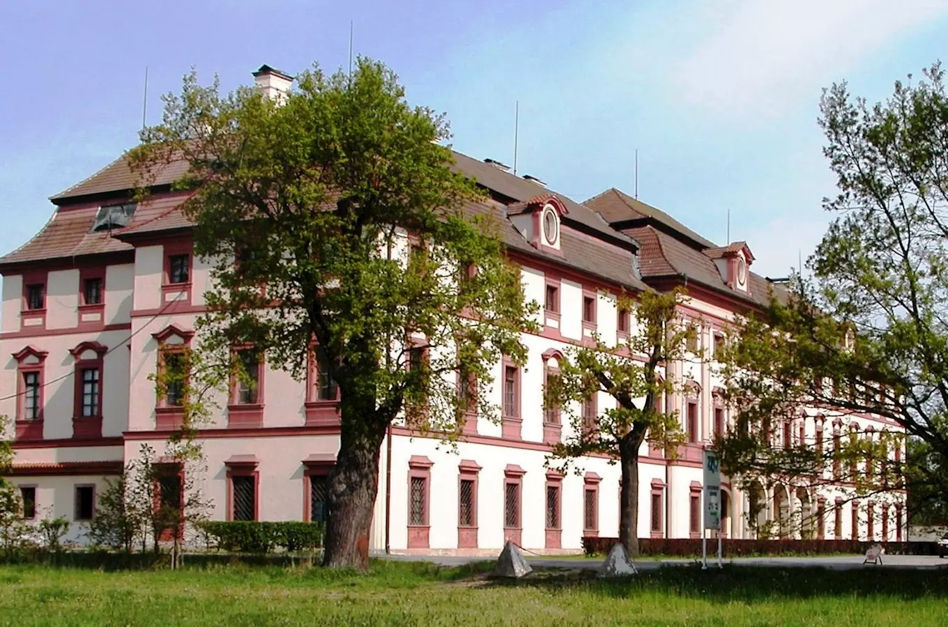 Zámek Ohrada – Muzeum lesnictví, myslivosti a rybářství v Hluboké nad Vltavou
