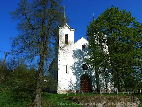 Kostel Panna Marie Snežná