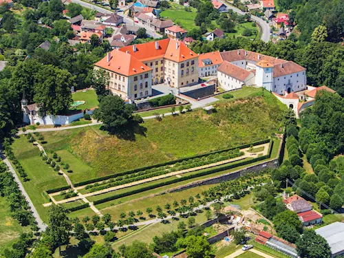 Letecký pohled na kunštátský zámek