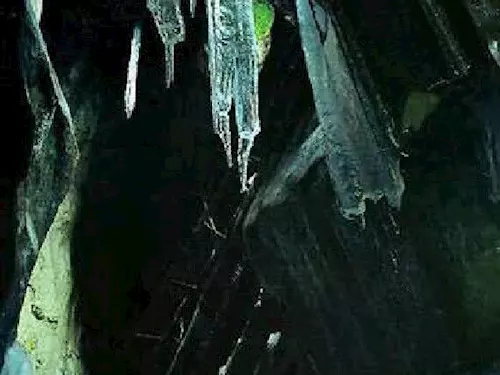 Ledová jeskyne u Nadeje