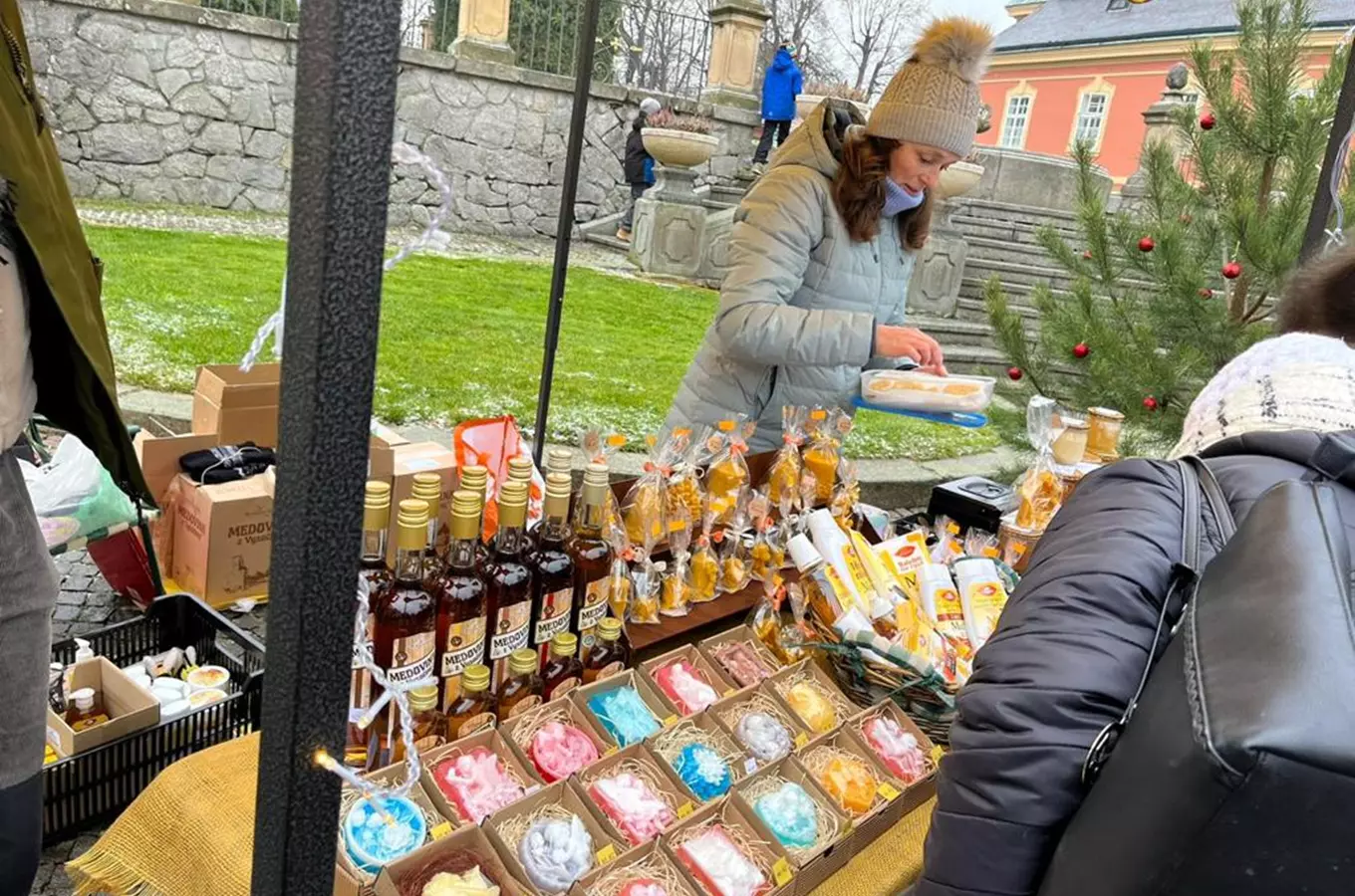 Vánoční trh na zámku Dobříš