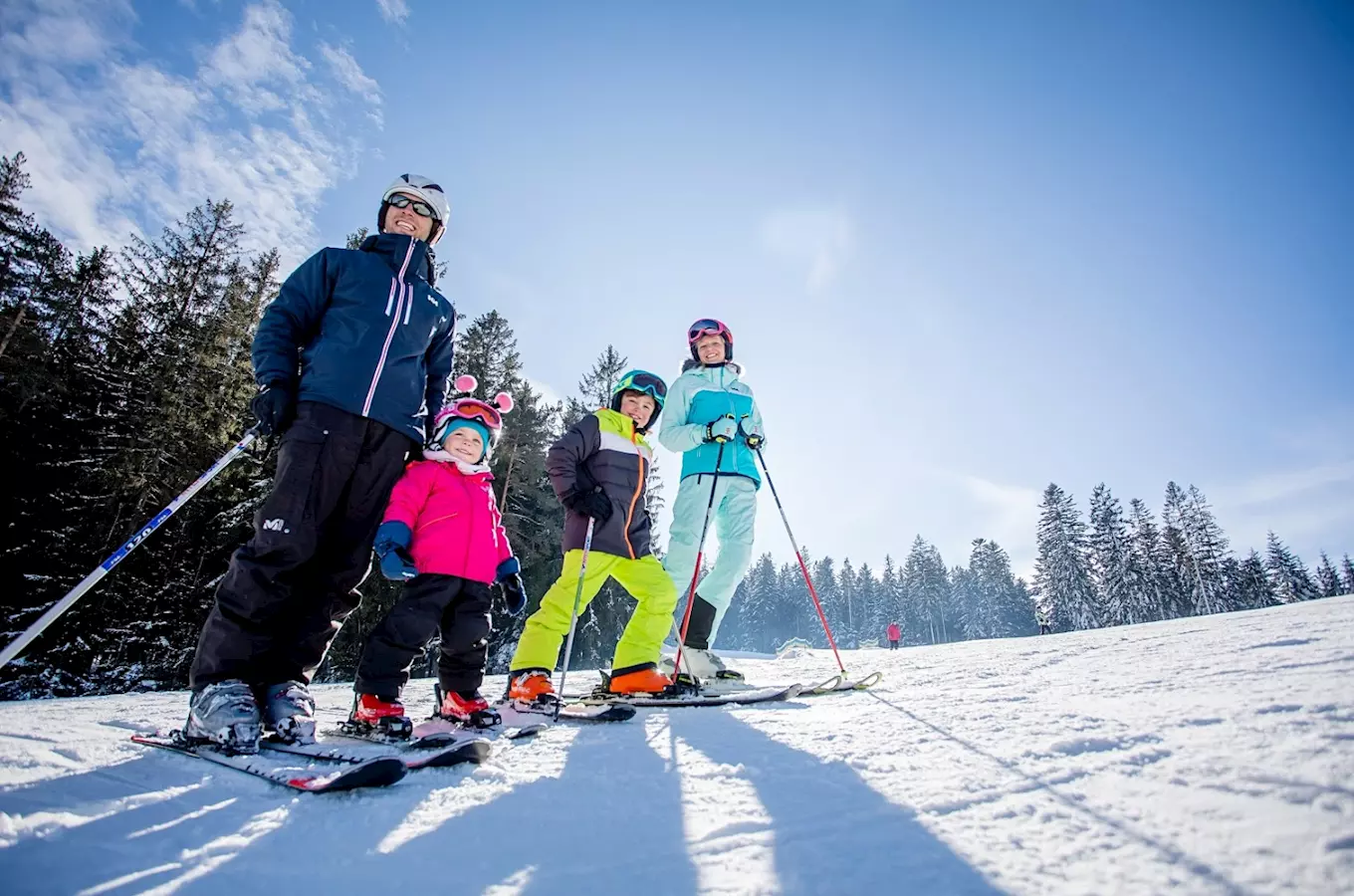 Užijte si jarní lyžování za ceny vedlejší sezony ve Skiareálu Lipno