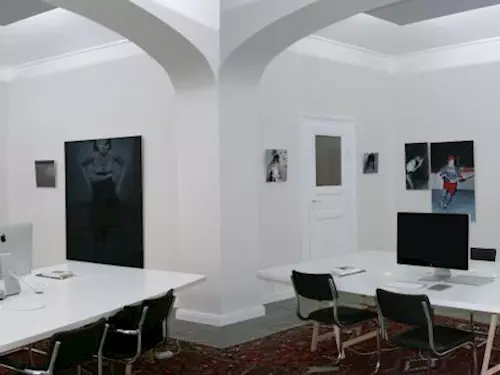 Nau Gallery v Praze – galerie současného umění 