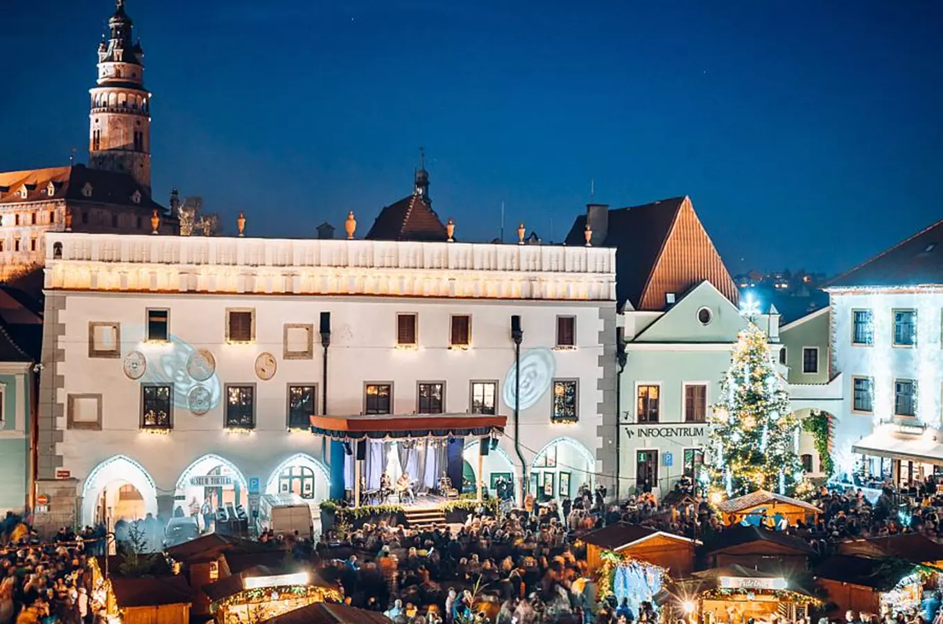 Český Krumlov – tradiční české Vánoce pod zámkem UNESCO