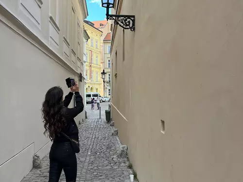 Prague Maze – venkovní úniková hra Kletba bezhlavého jezdce