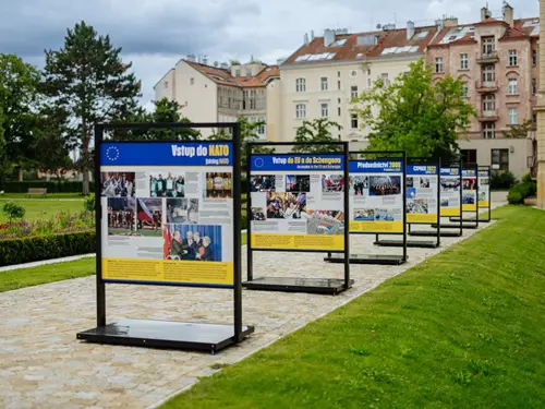 Výstava fotografií ke 20. výroční vstupu České republiky do EU