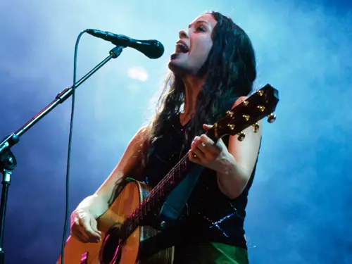 Na festivalu Metronome Prague 2025 zazáří Alanis Morissette