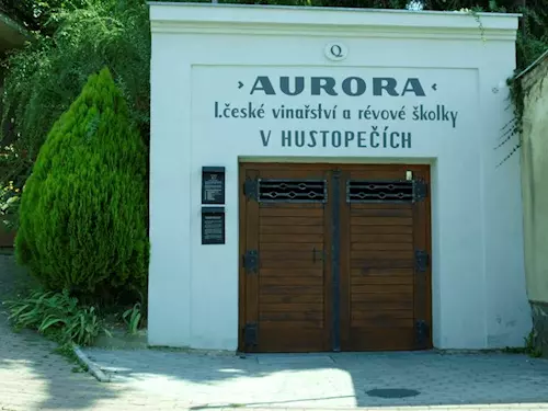 Prucelí historického sklepa Aurora