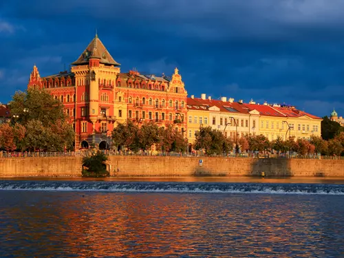 Palác Bellevue na Smetanově nábřeží v Praze