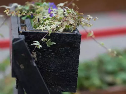 Upcykláče aneb výroba květináčů z recyklovaných materiálů