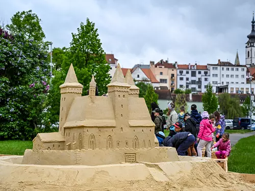 Pískový hrad na pískovišti na Výstavišti (2023)
