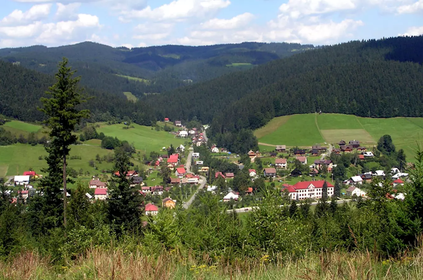 Lesopark Miloňovky ve Velkých Karlovicích