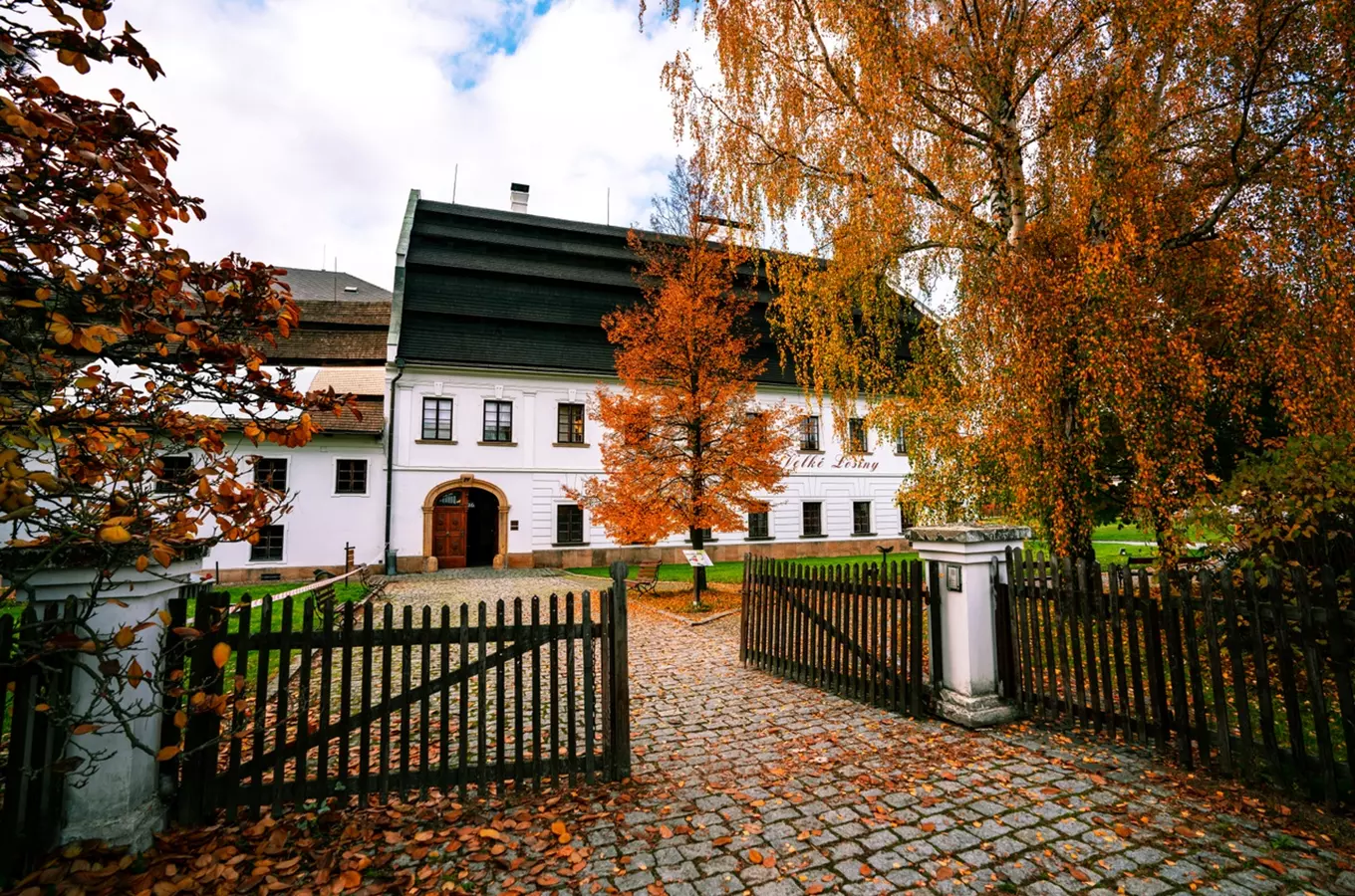 Ruční papírna Velké Losiny – Muzeum papíru