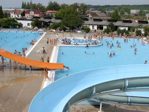 Letní koupaliště a bazén Mělník