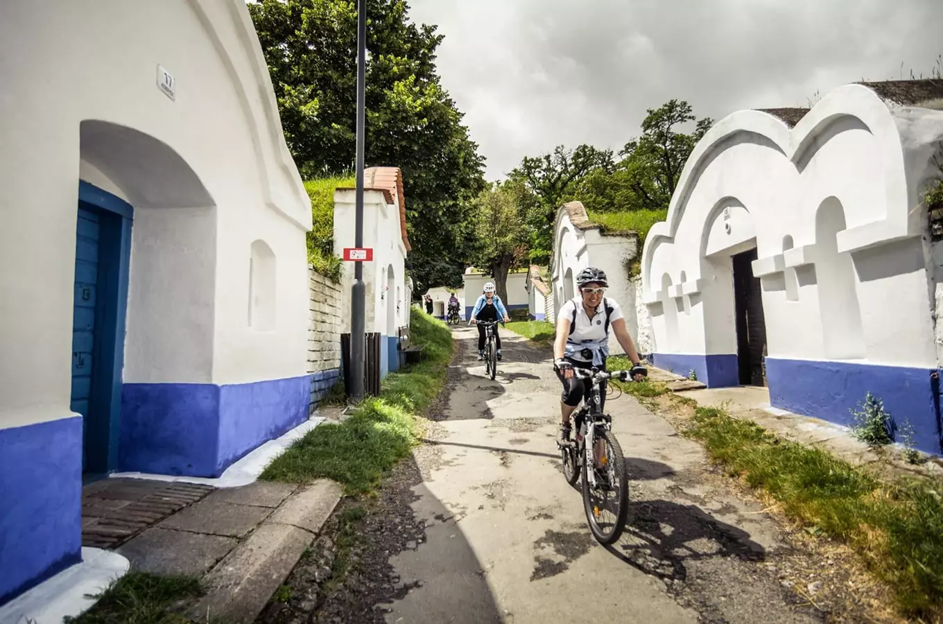 Moravské vinařské stezky lákají cyklisty do sedla