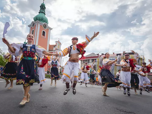 Mezinárodní folklorní festival Červený Kostelec IOV