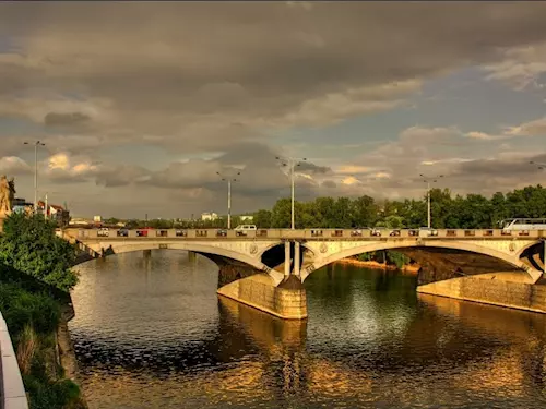 Hlávkův most v Praze – nejširší most České republiky