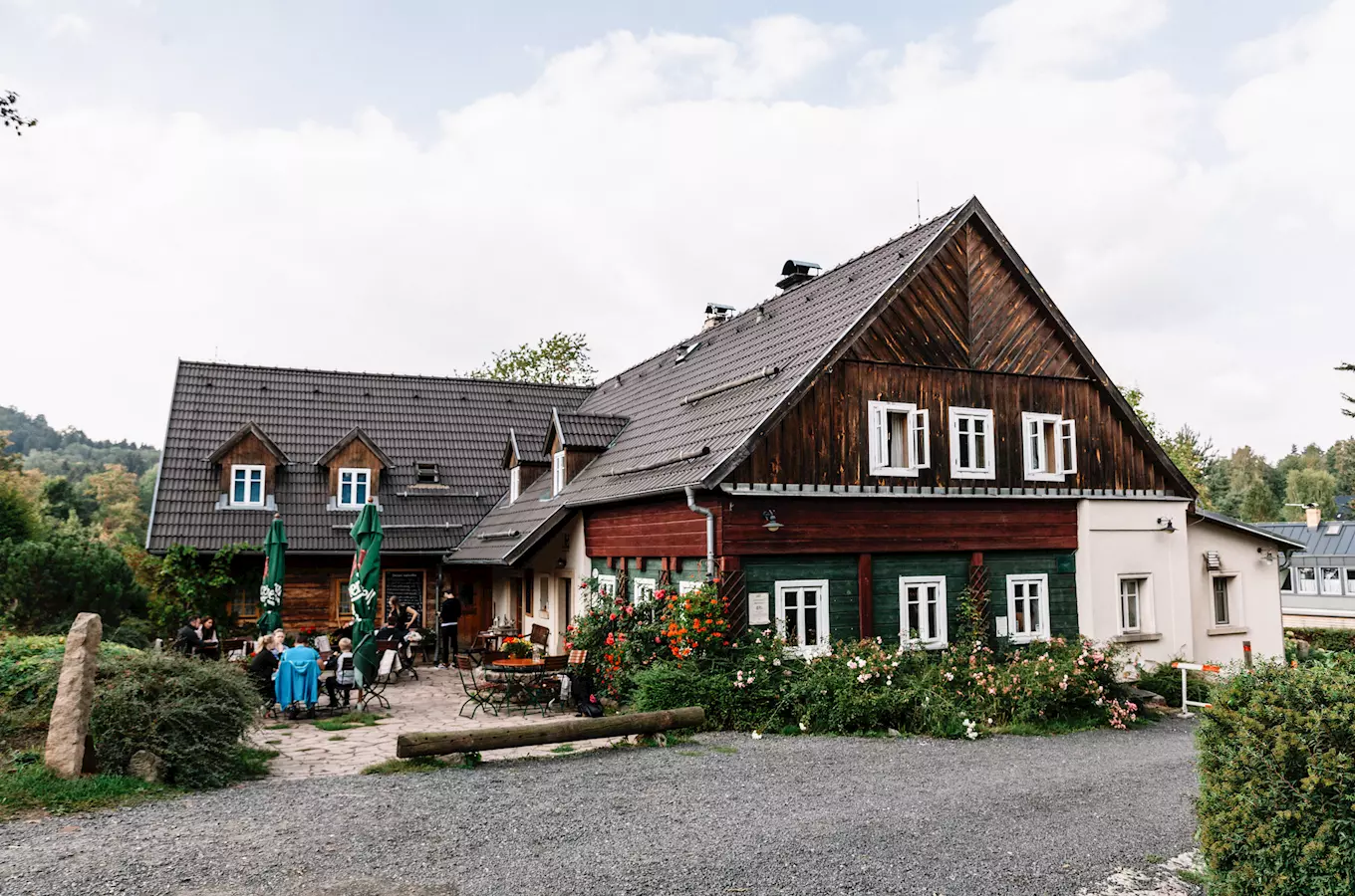 Usedlost Na Stodolci – penzion, restaurace a jízdárna v Chřibské: zavřeno do odvolání