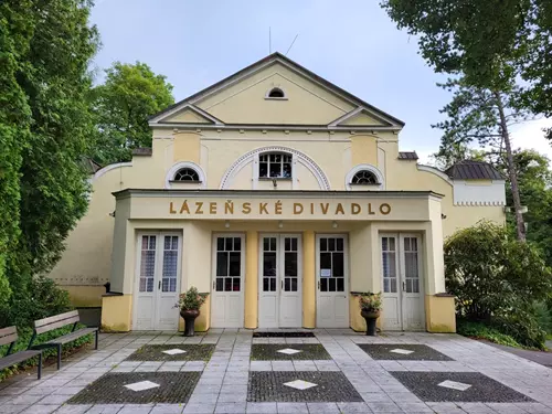Divadelní Luhačovice slaví čtvrt století a přinesou do města divadelní zážitky
