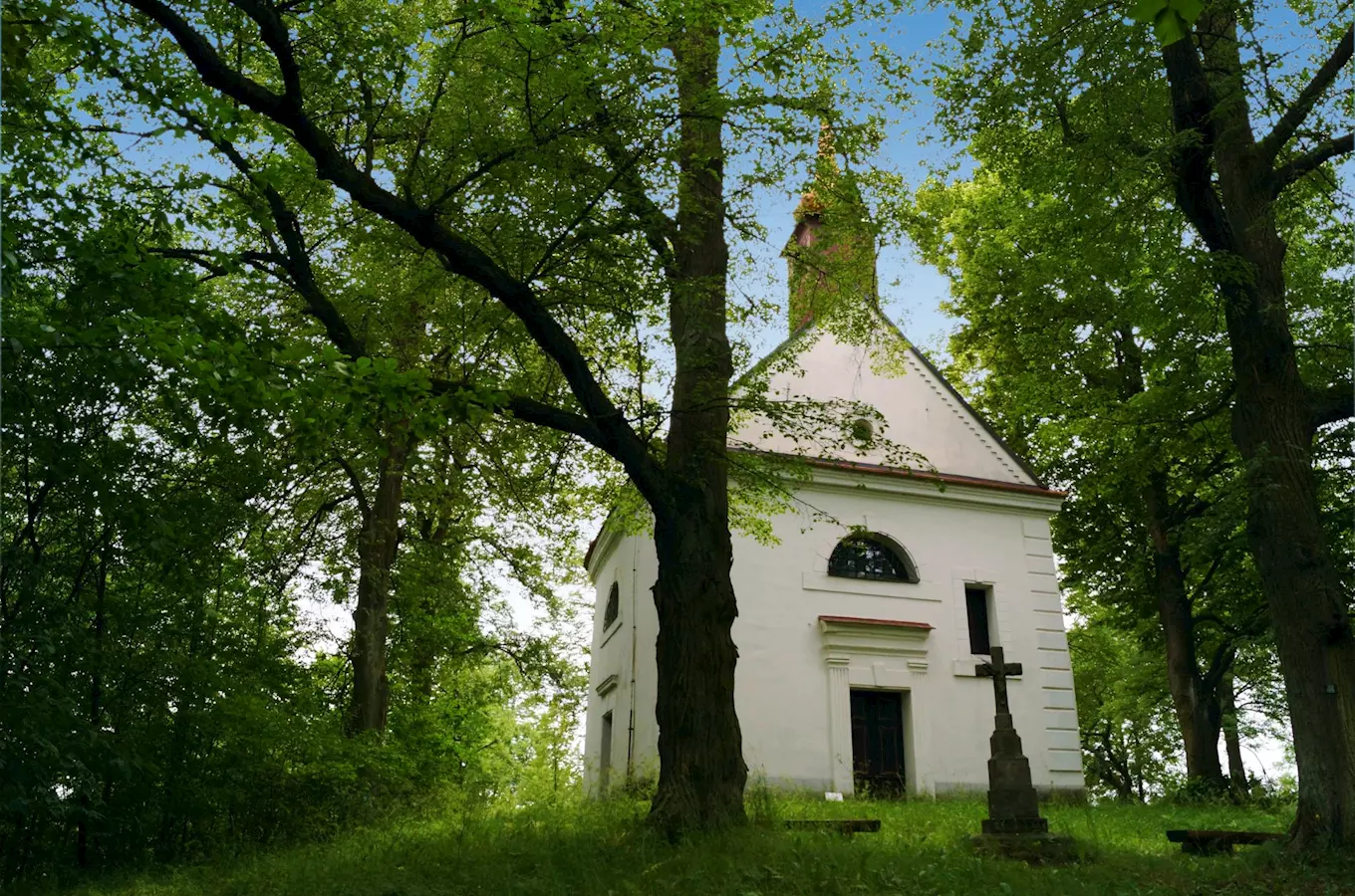 Kaplička sv. Máří Magdaleny na Bozince u Doubravníku﻿