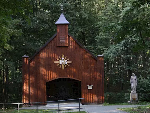 Kaplička v Hájku – zázračné místo v lesích u Frýdku-Místku