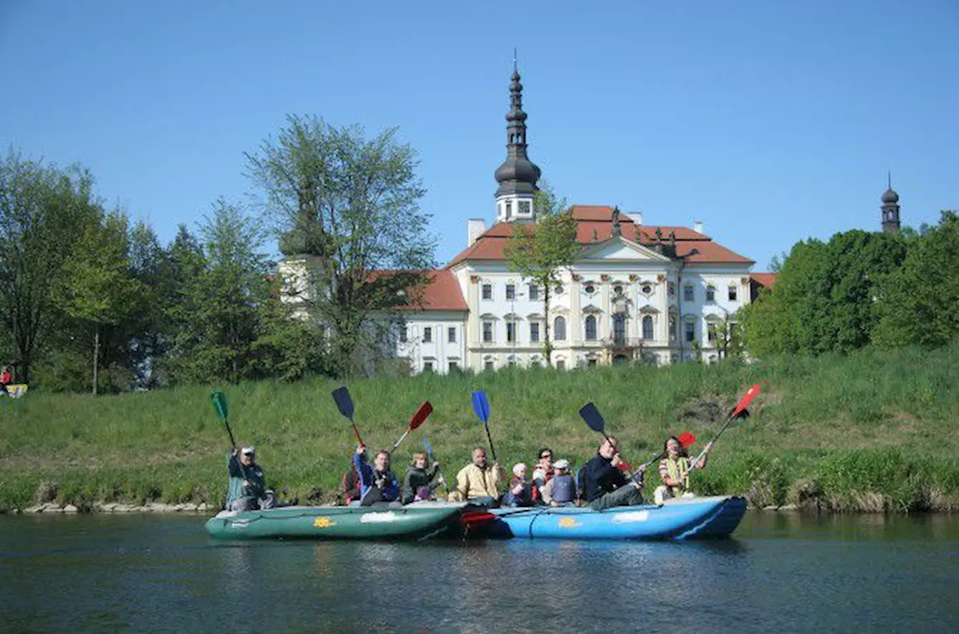 Vyhlídkové plavby na raftech historickou Olomoucí