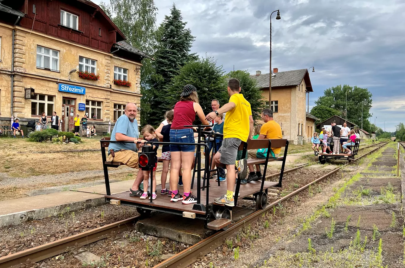 Železnice Česká Sibiř – zážitkové jízdy pákovou drezínou