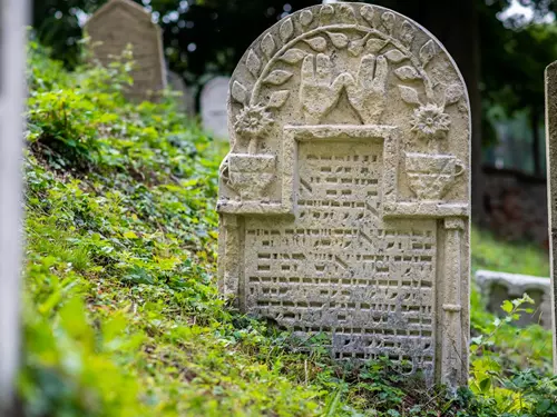 Synagogy, muzea i hřbitovy v Česku – poznávejte židovské památky po celý rok