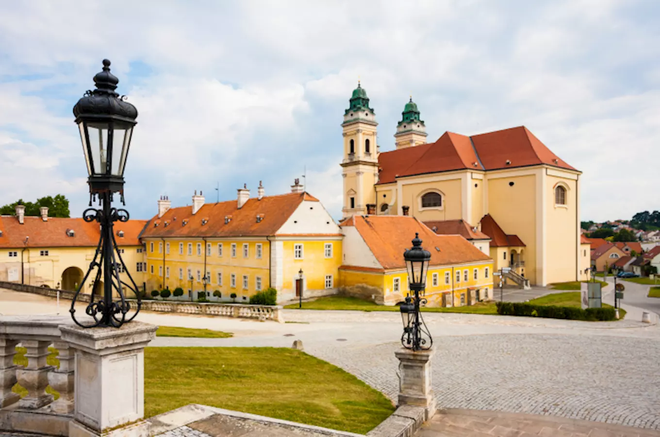 Výstava Kult koně v jízdárně zámku Valtice