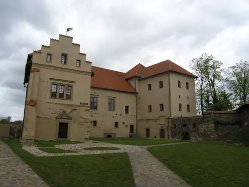Hrad a zámek Polná, kudy z nudy