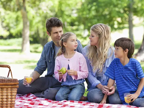 Užít si piknikovou pohodu mužete v mestském parku