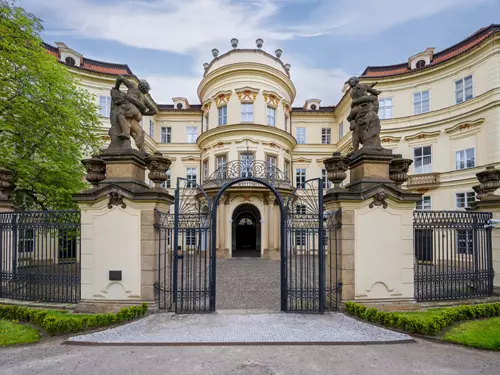 Lobkovický palác, sídlo německého velvyslanectví