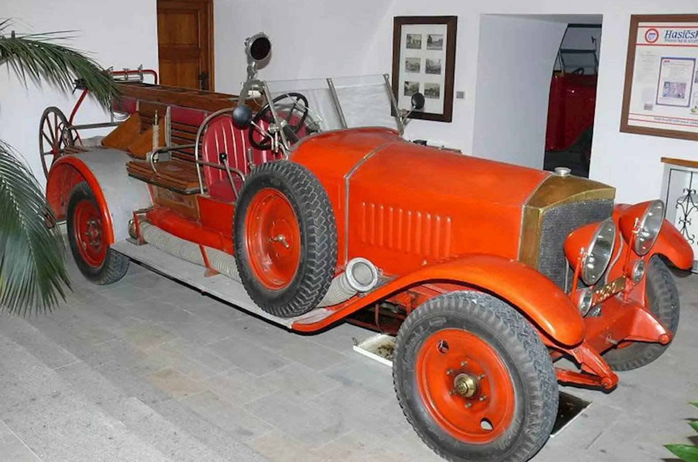 Zámek Přibyslav – rozsáhlé sbírky hasičského muzea