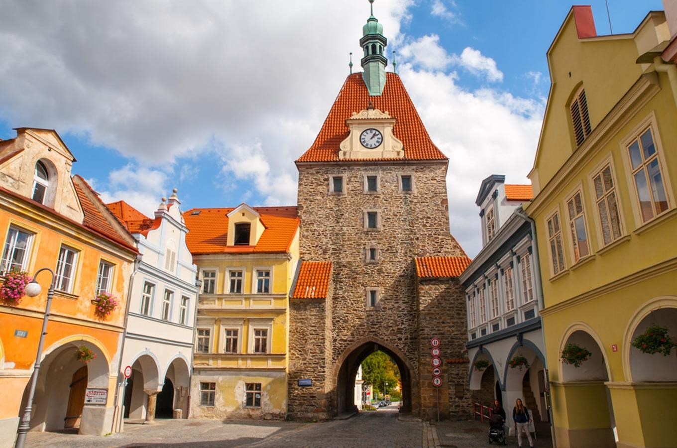 Které české město je nejstarší?