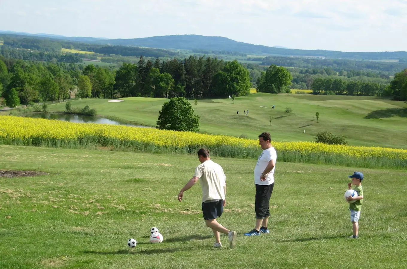 Footgolf aneb golf s kopačákem na hřišti v Kestřanech