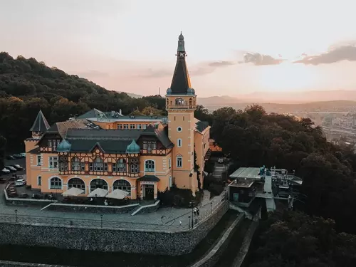 Výletní zámeček Větruše – nejkrásnější pohled na Ústí nad Labem