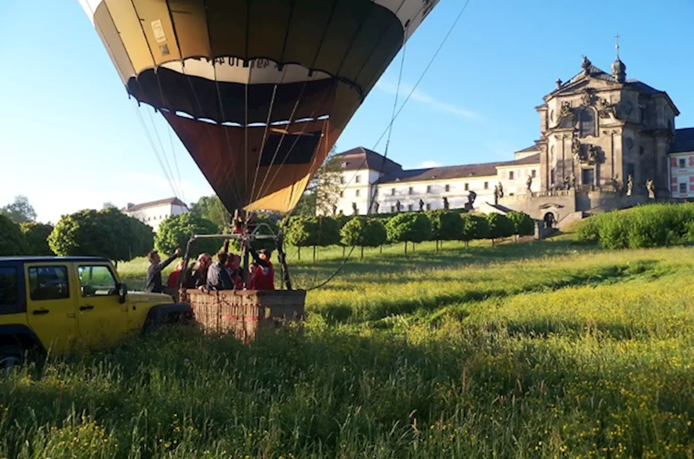 Balony Hradec – vyhlídkové lety horkovzdušným balónem