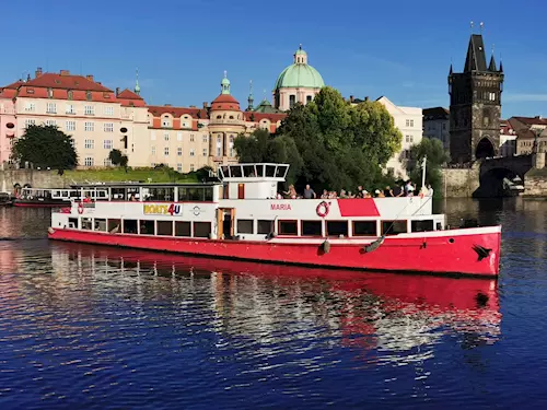 Plavba parníkem po Vltavě Praha