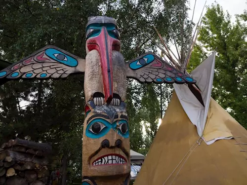 indiánský totem