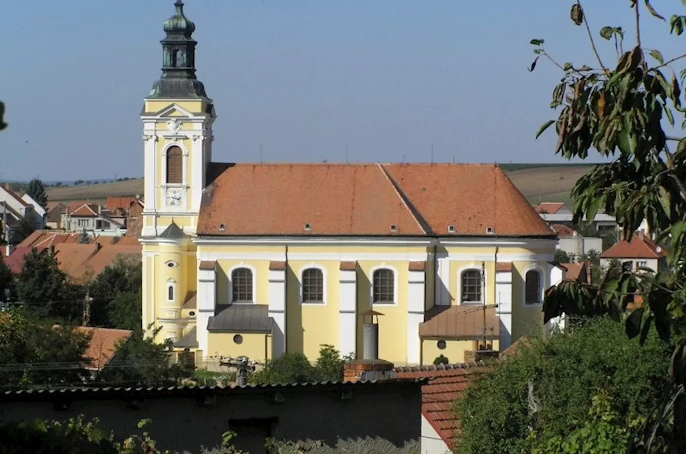 Kostel sv. Kunhuty v Čejkovicích