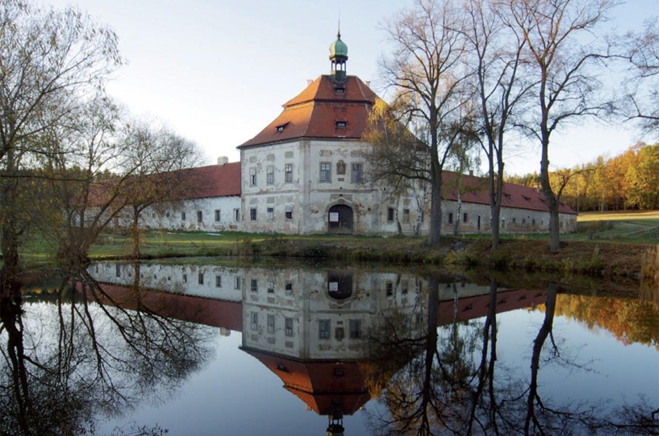 Barokní hospodářský dvůr Hubenov Kudy z nudy