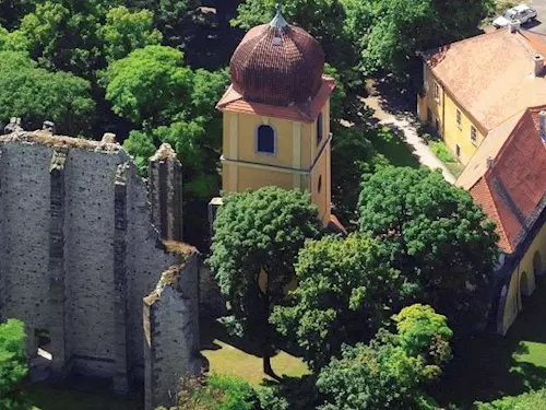 Bývalý klášter klarisek v Panenském Týnci 